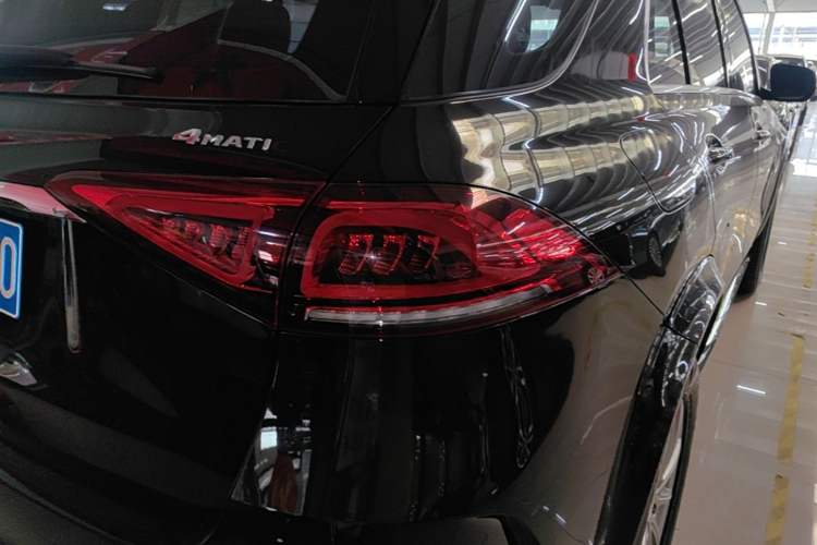 Used Mercedes-Benz GLE 2020 GLE 350 4MATIC Fashion Model Right Rear Taillight