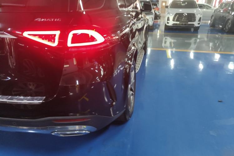 Used Mercedes-Benz GLE 2020 GLE 350 4MATIC Luxury Model Right Rear Taillight