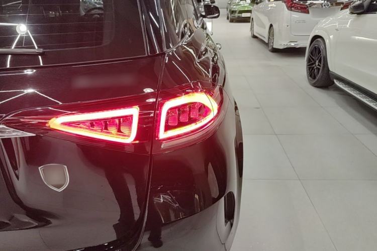 Used Mercedes-Benz GLE 2020 GLE 350 4MATIC Fashion Model Right Rear Taillight