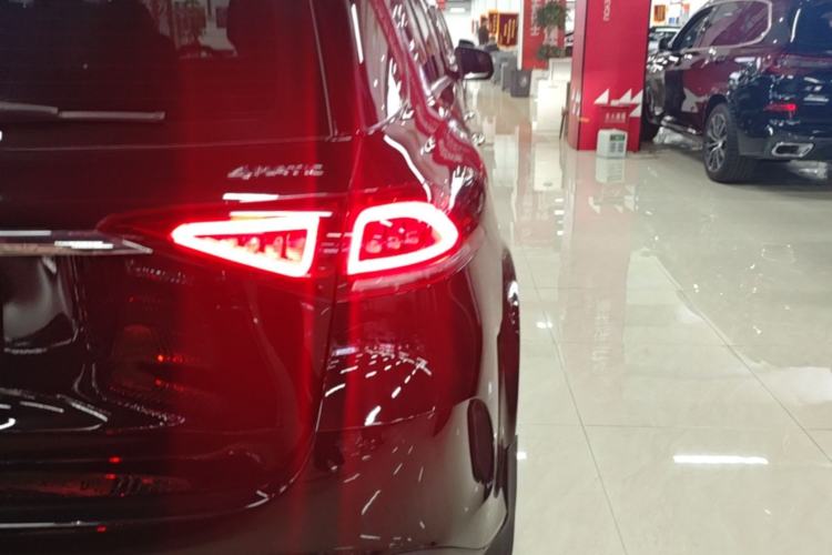 Used Mercedes-Benz GLE 2020 Restyled GLE 350 4MATIC Fashion Edition Right Rear Taillight