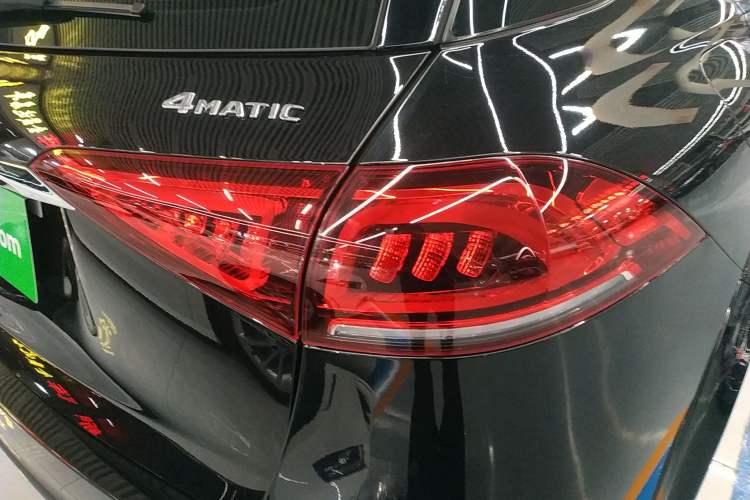 Used Mercedes-Benz GLE 2020 Restyled GLE 350 4MATIC Fashion Edition Right Rear Taillight