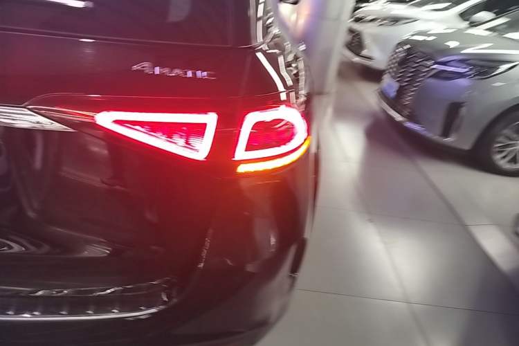 Used Mercedes-Benz GLE 2020 Restyled GLE 350 4MATIC Fashion Edition Special Version Right Rear Taillight