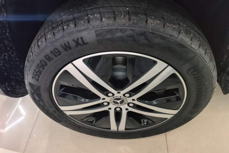 Used Mercedes-Benz GLE 2020 GLE 350 4MATIC Dynamic Edition Right Rear Wheel Hub
