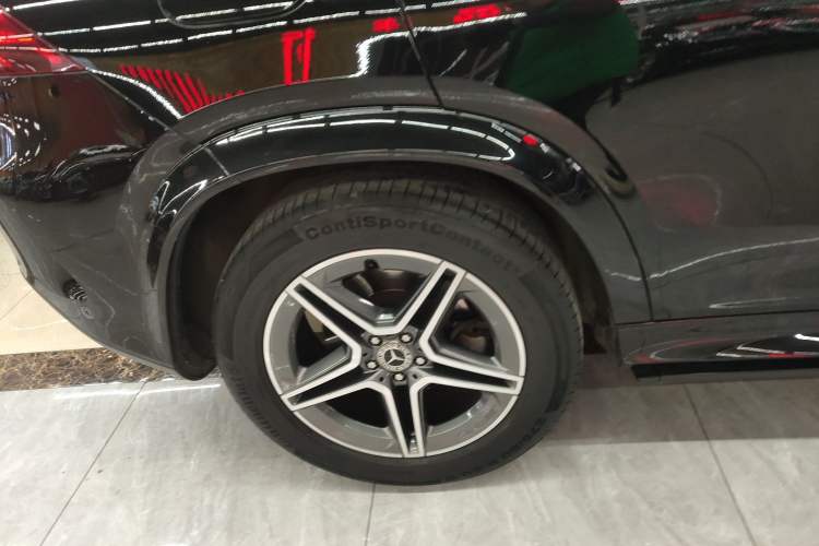 Used Mercedes-Benz GLE 2020 Restyled GLE 450 4MATIC Dynamic Edition Right Rear Wheel Hub