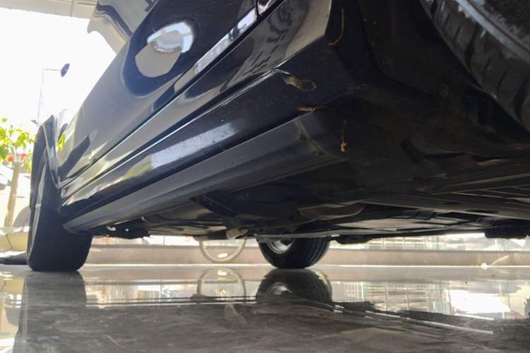 Used Mercedes-Benz GLE 2020 GLE 350 4MATIC Luxury Model Right Side Sill