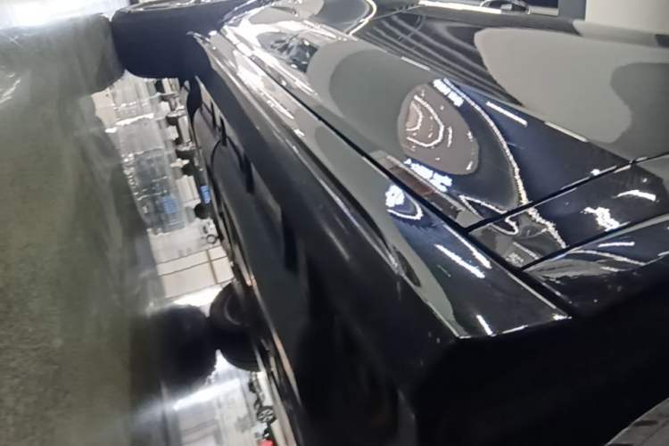 Used Mercedes-Benz GLE 2020 Restyled GLE 450 4MATIC Dynamic Edition Right Side Sill