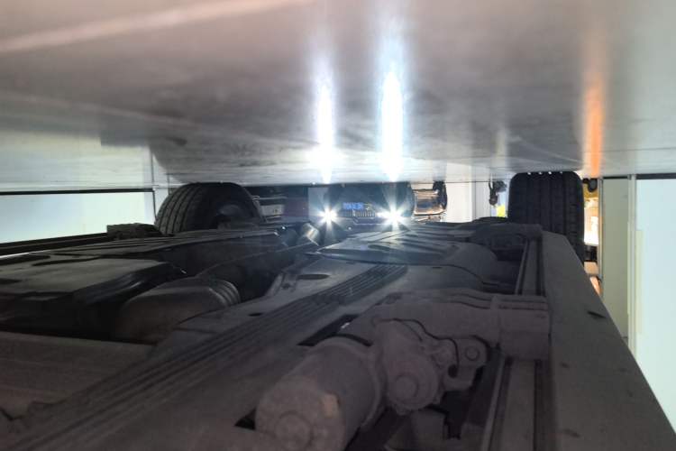 Used Mercedes-Benz GLE 2020 Restyled GLE 350 4MATIC Fashion Edition Right Side Sill