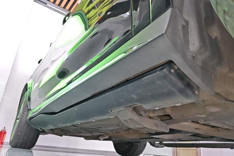 Used Mercedes-Benz GLE 2020 Restyled GLE 450 4MATIC Luxury Edition Right Side Sill