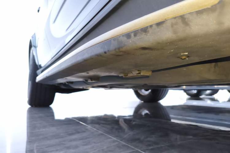 Used Mercedes-Benz GLE 2020 Restyled GLE 350 4MATIC Fashion Edition Right Side Sill