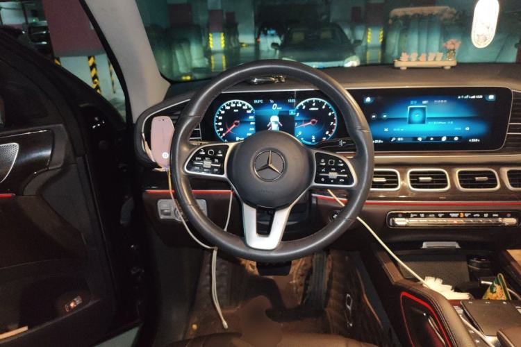 Used Mercedes-Benz GLE 2020 Restyled GLE 350 4MATIC Fashion Edition Steering Wheel