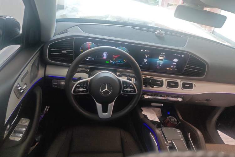 Used Mercedes-Benz GLE 2020 GLE 450 4MATIC Stylish Model Steering Wheel