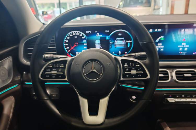 Used Mercedes-Benz GLE 2020 Restyled GLE 350 4MATIC Fashion Edition Steering Wheel