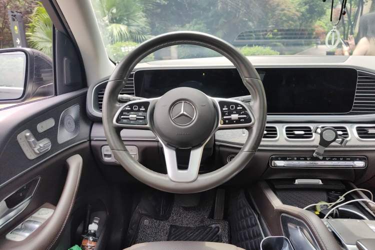 Used Mercedes-Benz GLE 2020 GLE 450 4MATIC Stylish Model Steering Wheel
