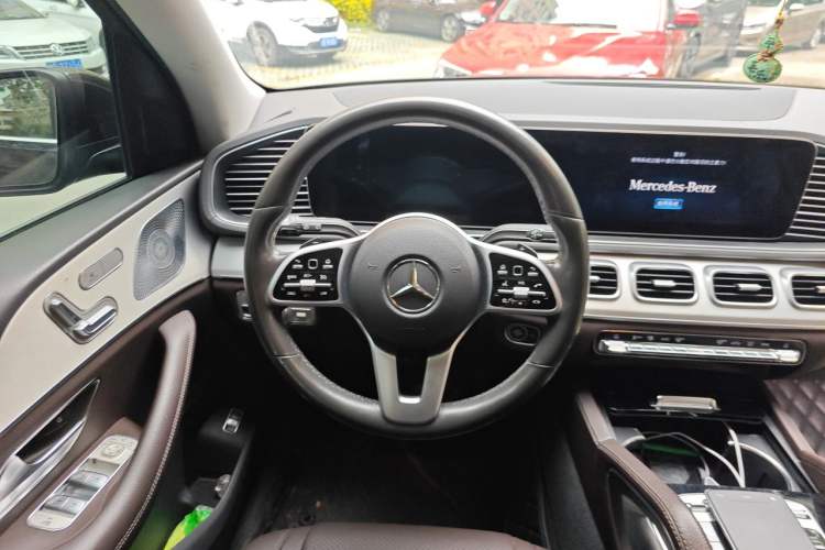 Used Mercedes-Benz GLE 2020 GLE 350 4MATIC Dynamic Edition Steering Wheel
