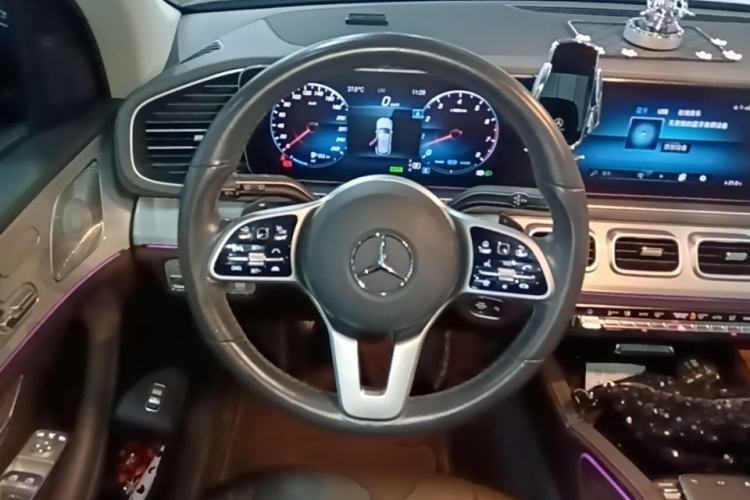Used Mercedes-Benz GLE 2020 Restyled GLE 450 4MATIC Dynamic Edition Steering Wheel