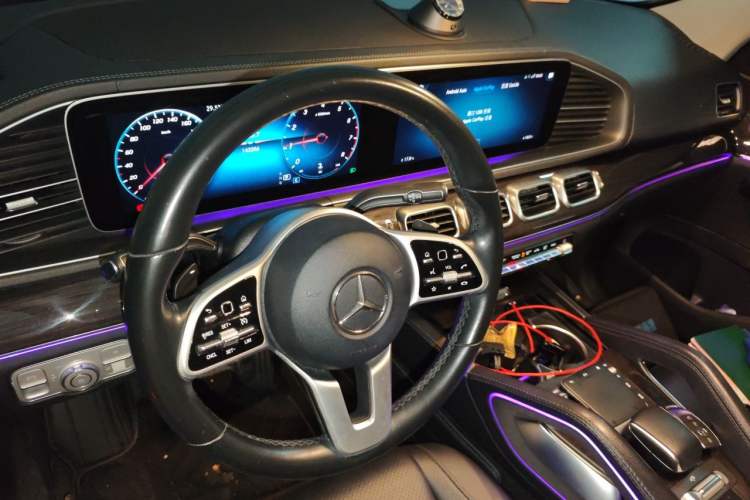 Used Mercedes-Benz GLE 2020 Restyled GLE 350 4MATIC Fashion Edition Steering Wheel