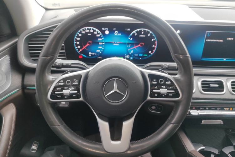 Used Mercedes-Benz GLE 2020 Restyled GLE 450 4MATIC Luxury Edition Steering Wheel