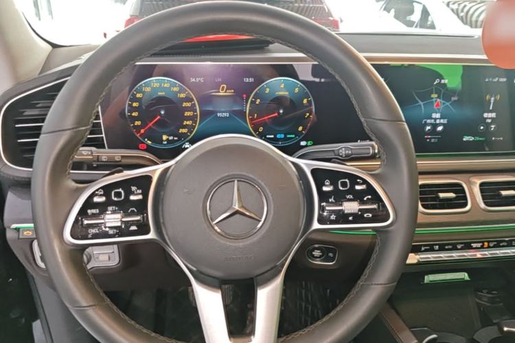 Used Mercedes-Benz GLE 2020 Restyled GLE 450 4MATIC Luxury Edition Steering Wheel