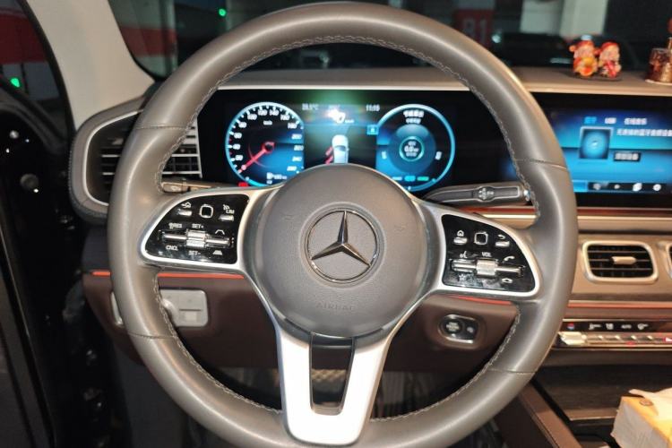 Used Mercedes-Benz GLE 2020 Restyled GLE 450 4MATIC Luxury Edition Steering Wheel