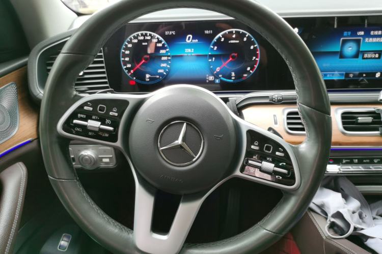 Used Mercedes-Benz GLE 2020 Facelifted GLE 350 4MATIC Luxury Edition Steering Wheel