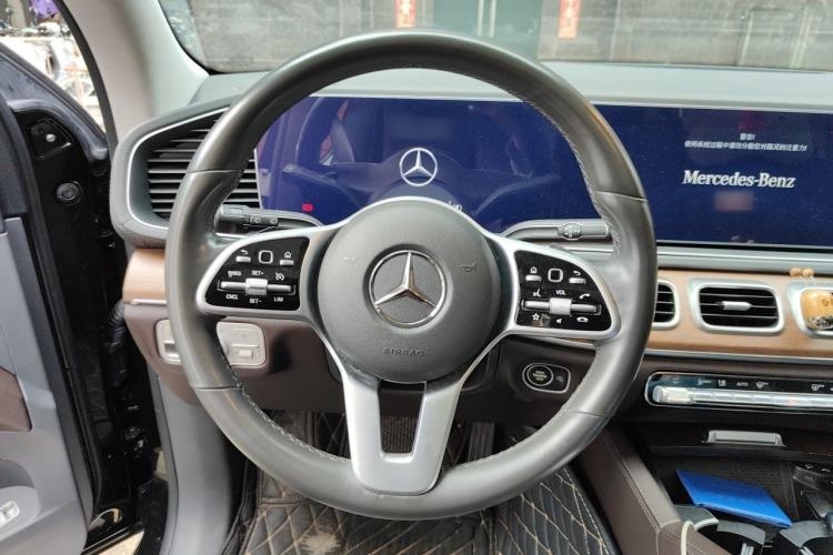 Used Mercedes-Benz GLE 2020 Facelifted GLE 350 4MATIC Luxury Edition Steering Wheel