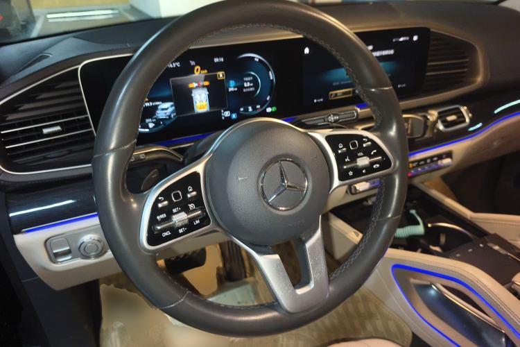 Used Mercedes-Benz GLE 2020 Restyled GLE 350 4MATIC Fashion Edition Steering Wheel