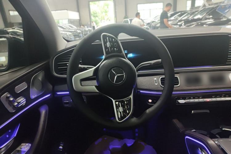Used Mercedes-Benz GLE 2020 Facelifted GLE 450 4MATIC Stylish Edition Steering Wheel