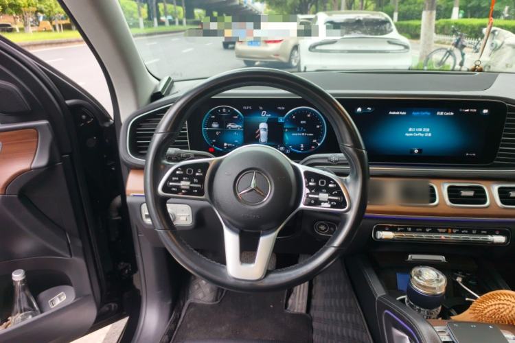 Used Mercedes-Benz GLE 2020 GLE 350 4MATIC Luxury Model Steering Wheel