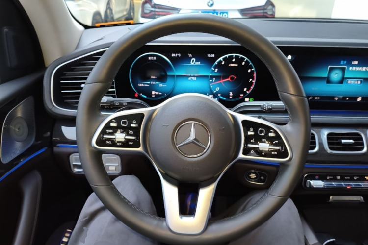 Used Mercedes-Benz GLE 2020 Restyled GLE 350 4MATIC Fashion Edition Steering Wheel