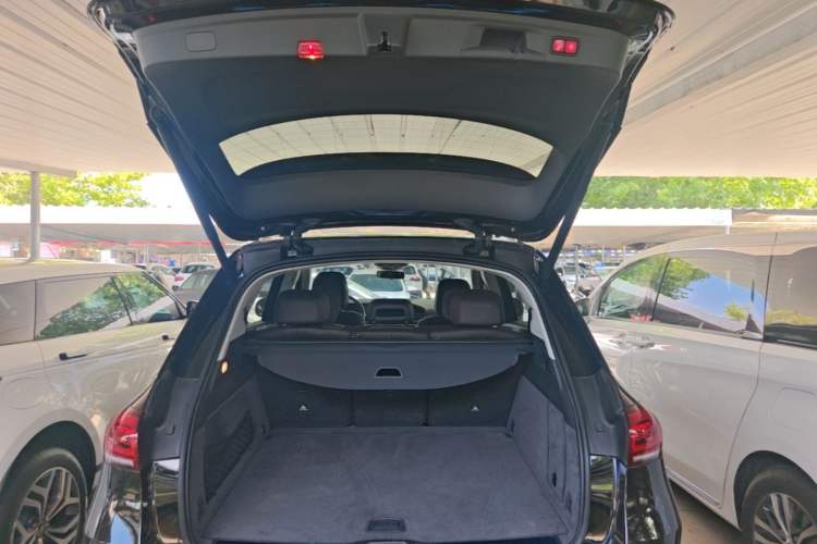 Used Mercedes-Benz GLE 2020 Restyled GLE 450 4MATIC Dynamic Edition Trunk