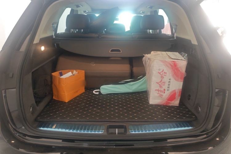 Used Mercedes-Benz GLE 2020 GLE 450 4MATIC Stylish Model Trunk
