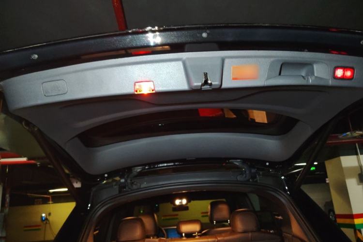 Used Mercedes-Benz GLE 2020 GLE 350 4MATIC Luxury Model Trunk
