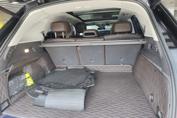 Used Mercedes-Benz GLE 2020 Restyled GLE 350 4MATIC Fashion Edition Trunk