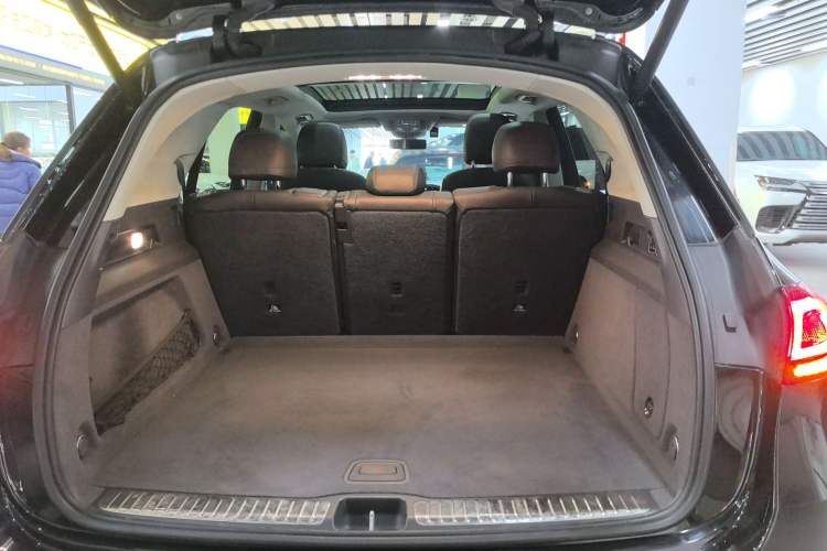 Used Mercedes-Benz GLE 2020 Restyled GLE 350 4MATIC Fashion Edition Trunk