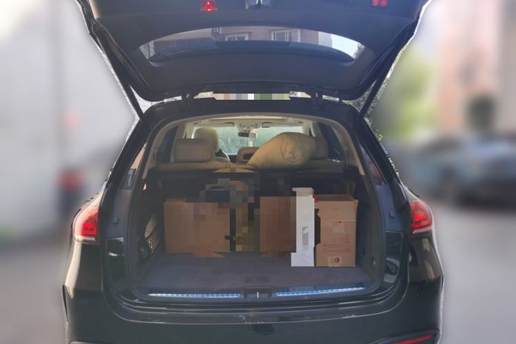 Used Mercedes-Benz GLE 2020 GLE 450 4MATIC Stylish Model Trunk