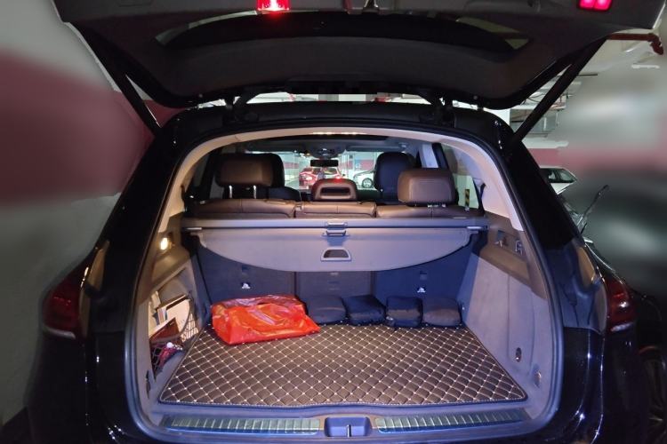Used Mercedes-Benz GLE 2020 Restyled GLE 350 4MATIC Fashion Edition Trunk