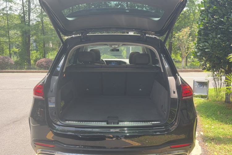 Used Mercedes-Benz GLE 2020 Restyled GLE 450 4MATIC Dynamic Edition Trunk