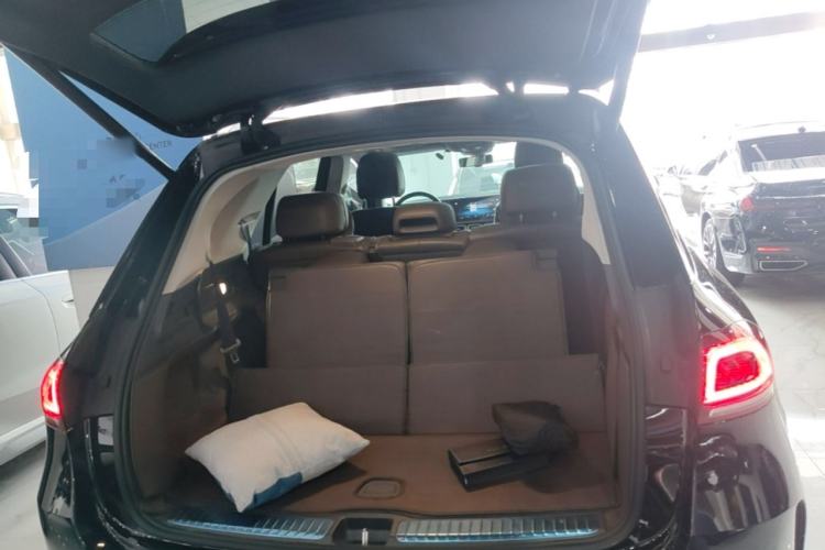 Used Mercedes-Benz GLE 2020 Facelifted GLE 350 4MATIC Luxury Edition Trunk