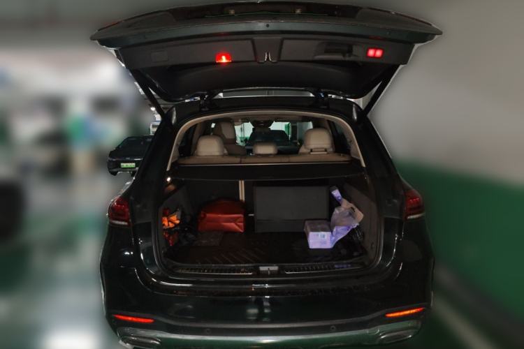 Used Mercedes-Benz GLE 2020 GLE 450 4MATIC Stylish Model Trunk