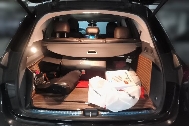 Used Mercedes-Benz GLE 2020 GLE 350 4MATIC Dynamic Edition Trunk