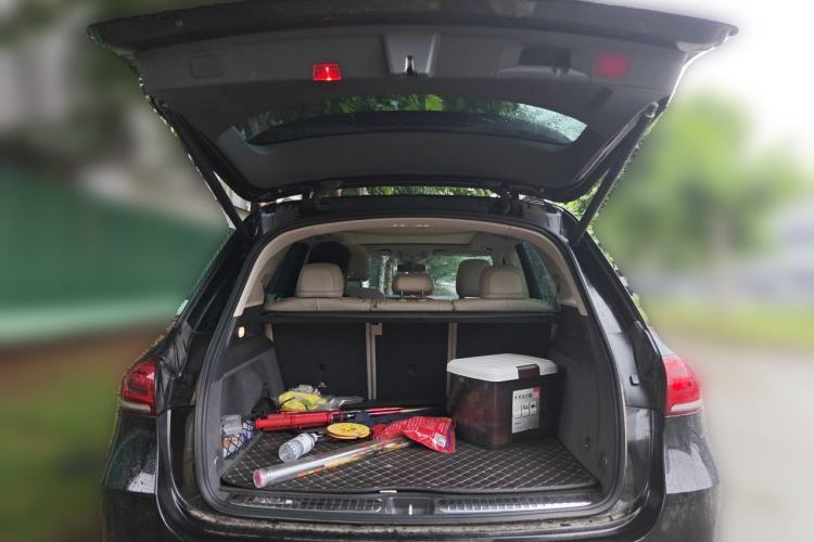Used Mercedes-Benz GLE 2020 GLE 350 4MATIC Fashion Model Trunk