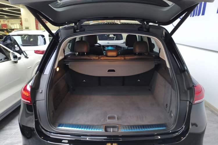 Used Mercedes-Benz GLE 2020 Restyled GLE 350 4MATIC Fashion Edition Trunk