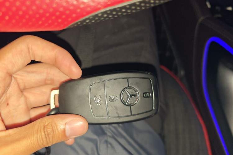Used Mercedes-Benz GLE 2020 GLE 350 4MATIC Dynamic Edition Vehicle Key