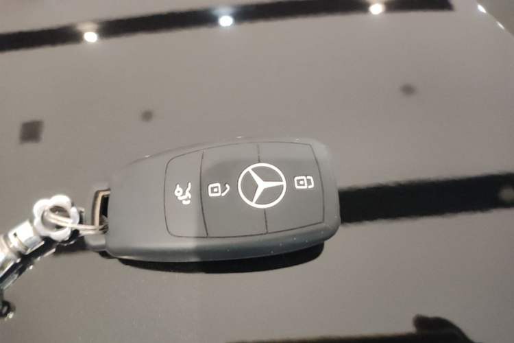 Used Mercedes-Benz GLE 2020 GLE 350 4MATIC Luxury Model Vehicle Key