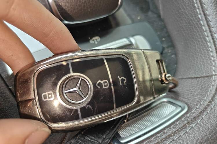 Used Mercedes-Benz GLE 2020 GLE 350 4MATIC Fashion Model Vehicle Key