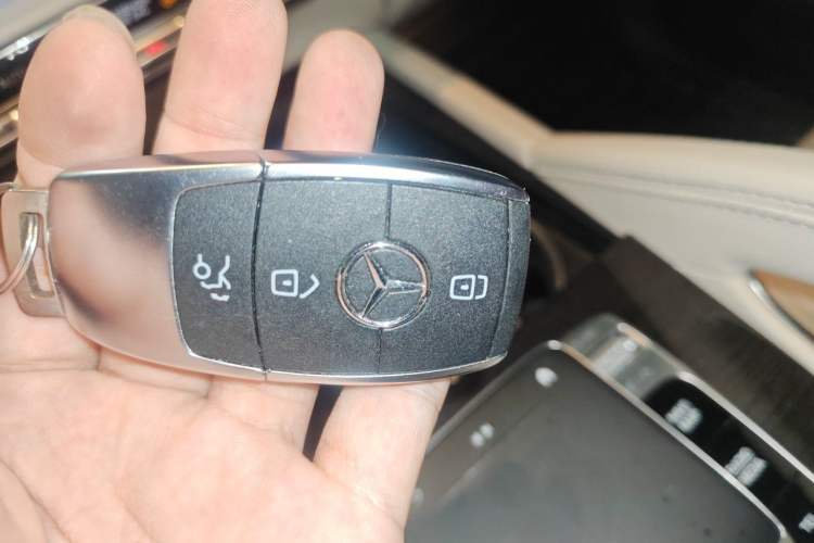 Used Mercedes-Benz GLE 2020 GLE 350 4MATIC Fashion Model Vehicle Key