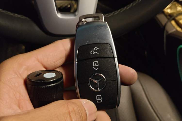 Used Mercedes-Benz GLE 2020 Restyled GLE 350 4MATIC Fashion Edition Vehicle Key