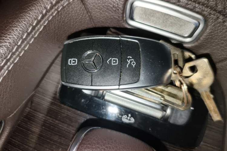 Used Mercedes-Benz GLE 2020 GLE 350 4MATIC Fashion Model Vehicle Key