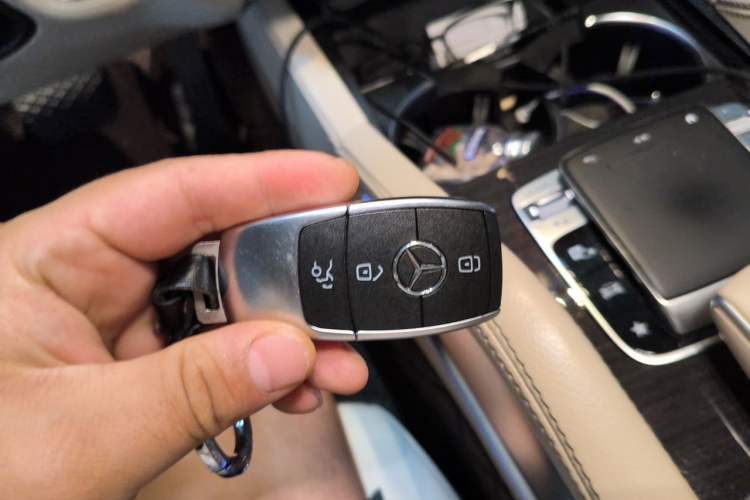 Used Mercedes-Benz GLE 2020 Restyled GLE 350 4MATIC Fashion Edition Vehicle Key