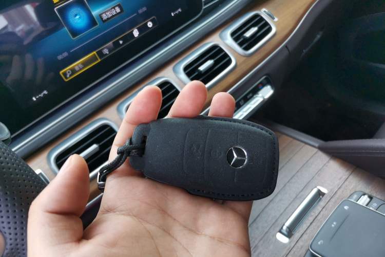 Used Mercedes-Benz GLE 2020 Facelifted GLE 350 4MATIC Luxury Edition Vehicle Key
